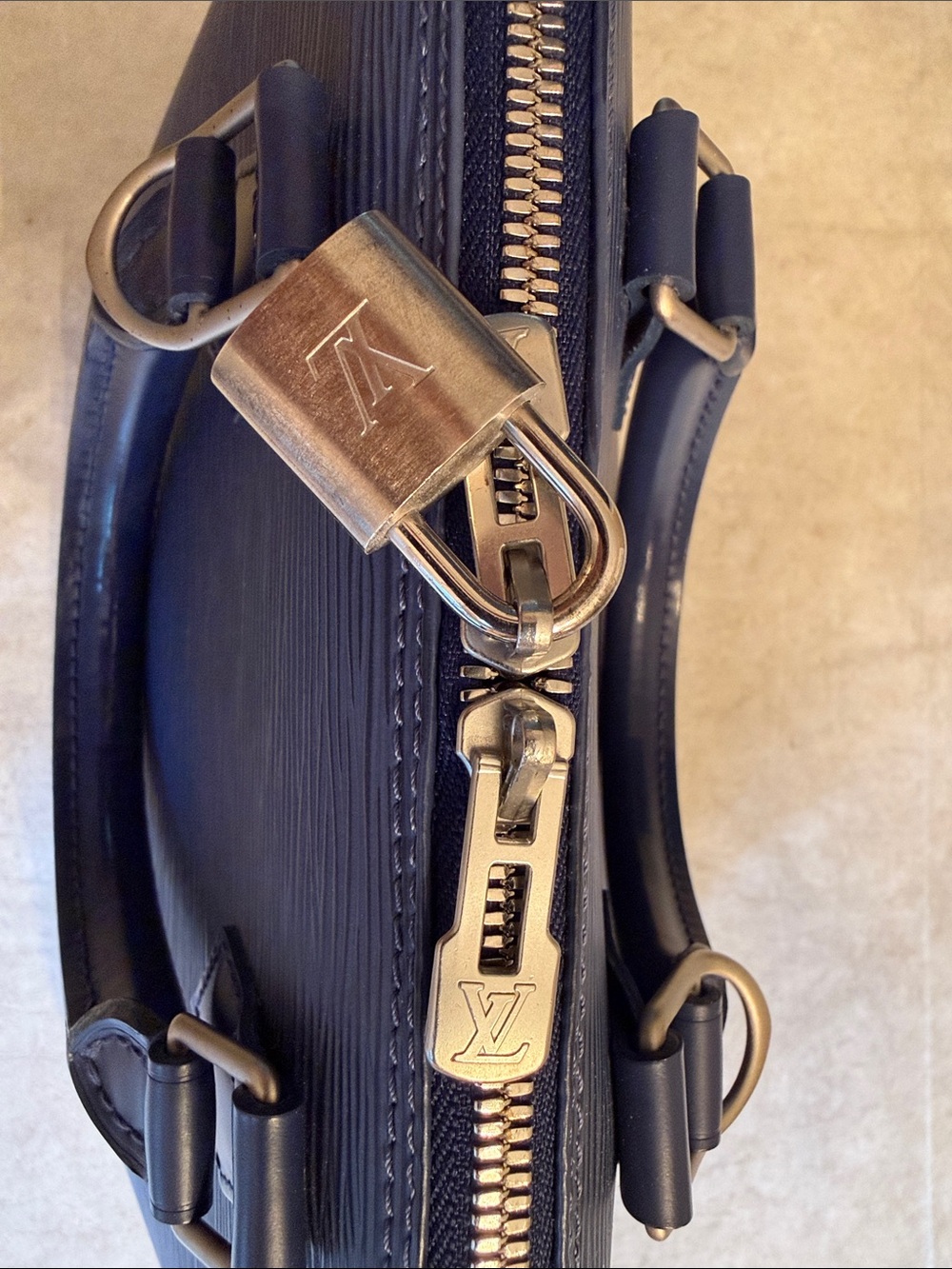 Louis Vuitton Blue Epi Alma PM Satchel - Picture 12 of 15